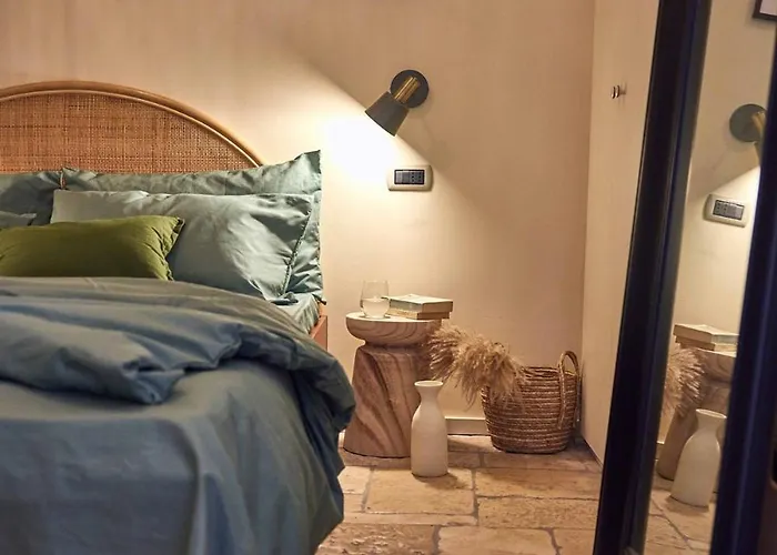 Dimora Storica A Con Terrazzo Jacuzzi X Dimora Storica A Con Terrazzo E Jacuzzi Con 6 Posti Letto E Aria Condizionata