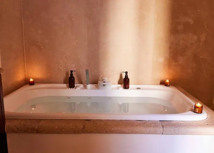בית נופש Dimora Storica A Con Terrazzo Jacuzzi X Dimora Storica A Con Terrazzo E Jacuzzi Con 6 Posti Letto E Aria Condizionata *