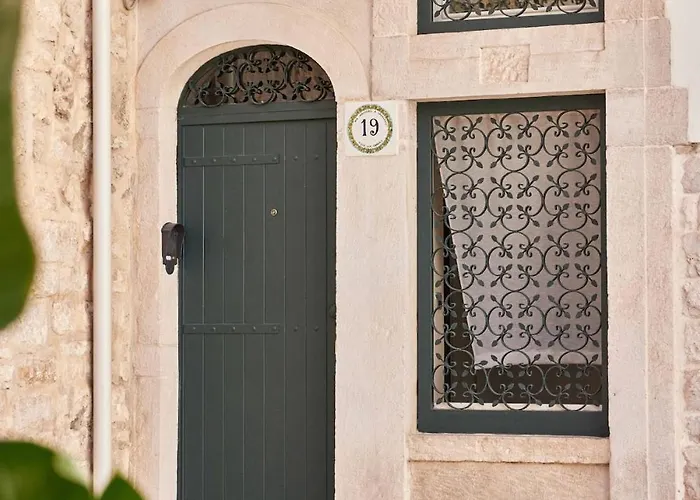 Dimora Storica A Con Terrazzo Jacuzzi X Dimora Storica A Con Terrazzo E Jacuzzi Con 6 Posti Letto E Aria Condizionata