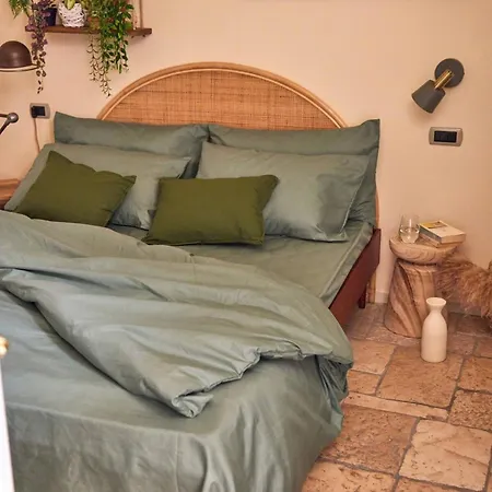La Casa Degli Artisti * Trani
