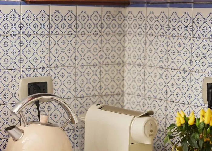 Dimora Storica A Con Terrazzo Jacuzzi X Dimora Storica A Con Terrazzo E Jacuzzi Con 6 Posti Letto E Aria Condizionata Дом отдыха Трани