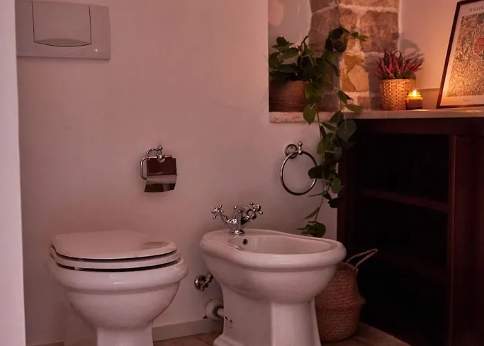 Dimora Storica A Con Terrazzo Jacuzzi X Dimora Storica A Con Terrazzo E Jacuzzi Con 6 Posti Letto E Aria Condizionata * Трани